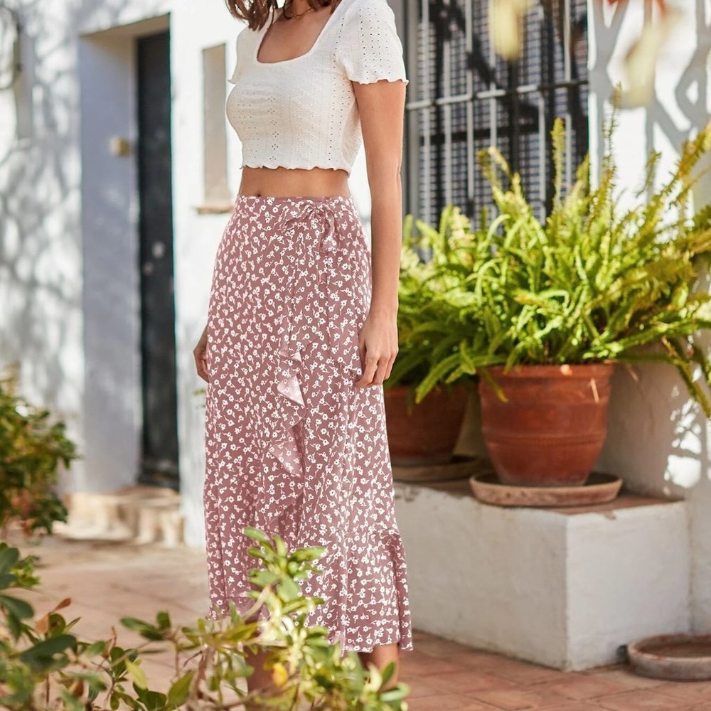 Ditsy Floral Print Ruffle Trim Knot Side Skirt dusty Pink - Picture 3 of 7